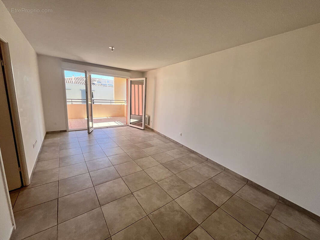 Appartement à LE CASTELLET