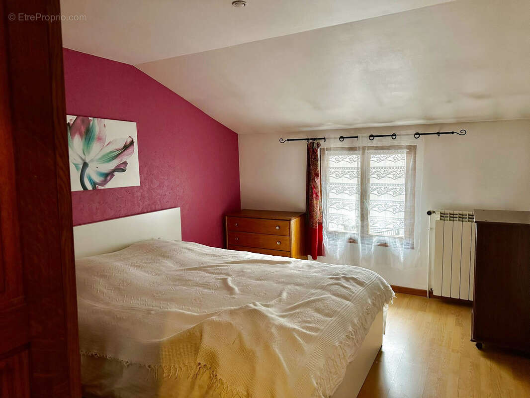 Maison à SAINT-BRESSON