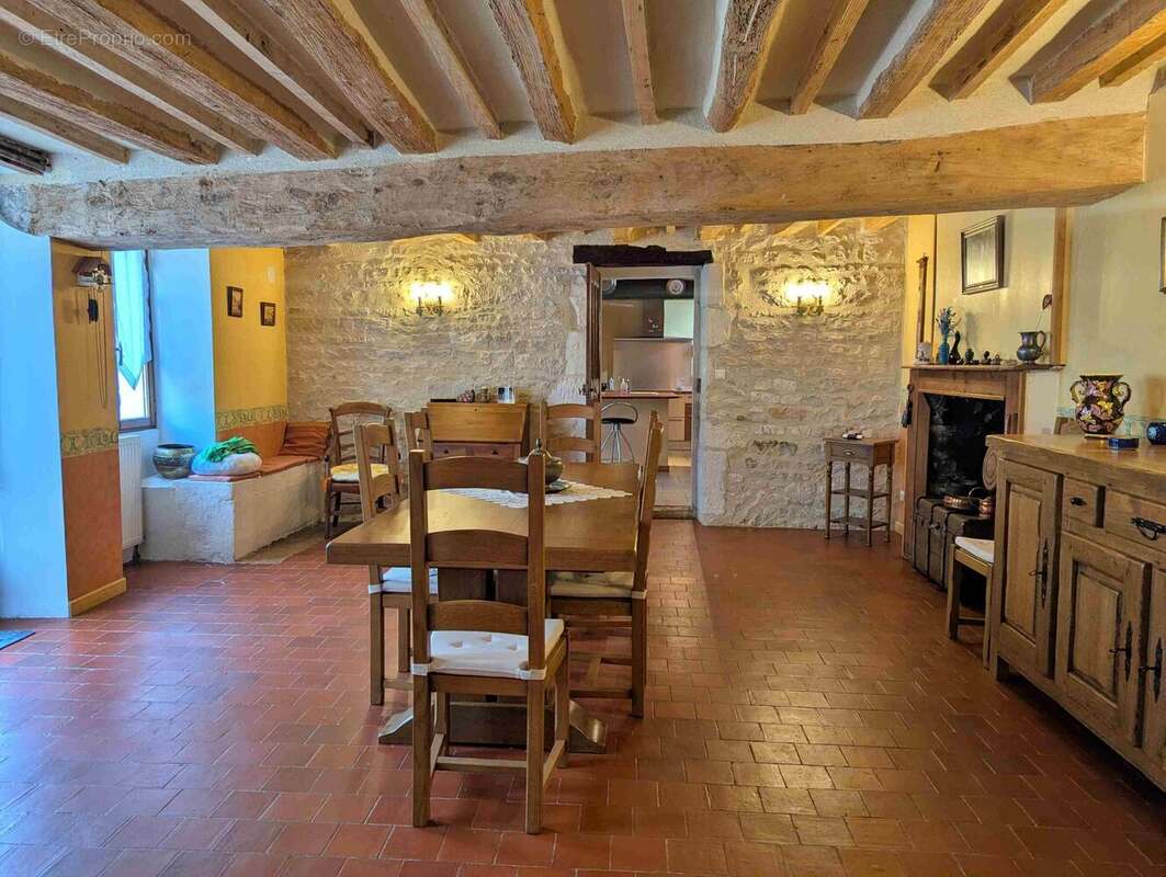 Maison 203 m² à Bazarnes  - photo 3