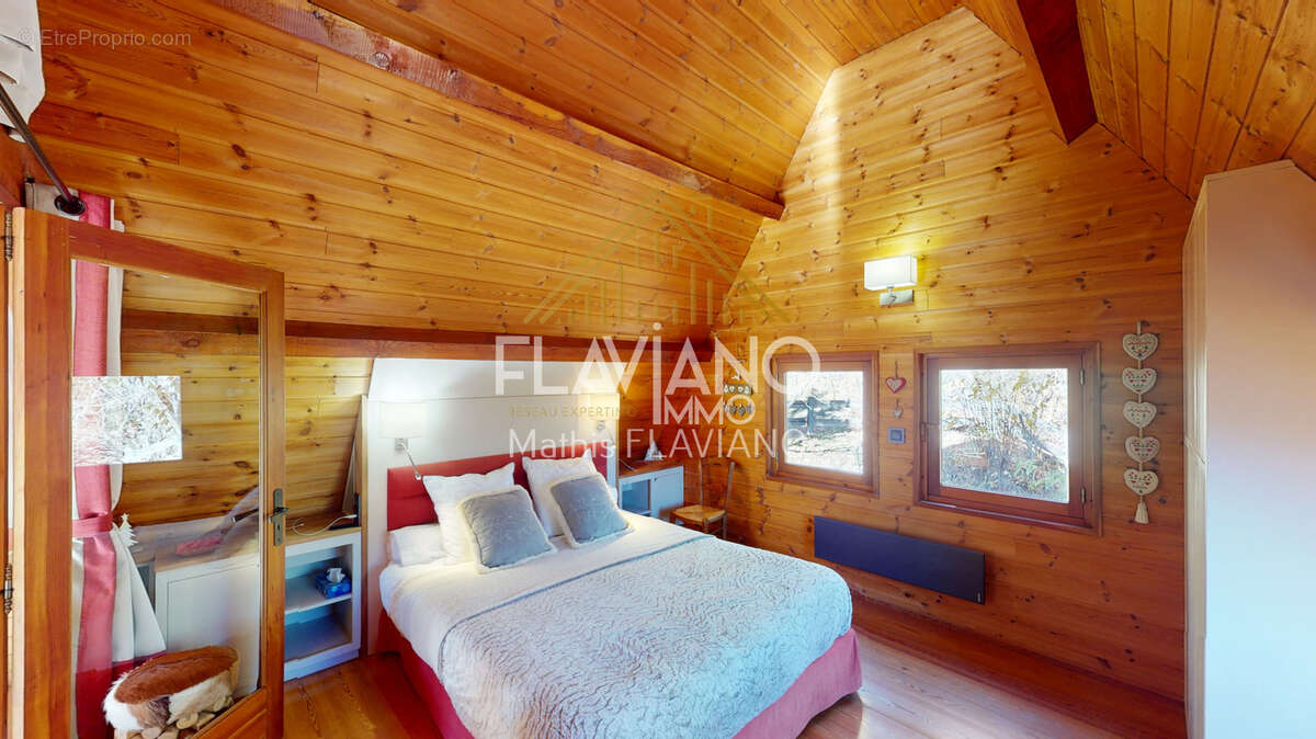 Maison à UVERNET-FOURS