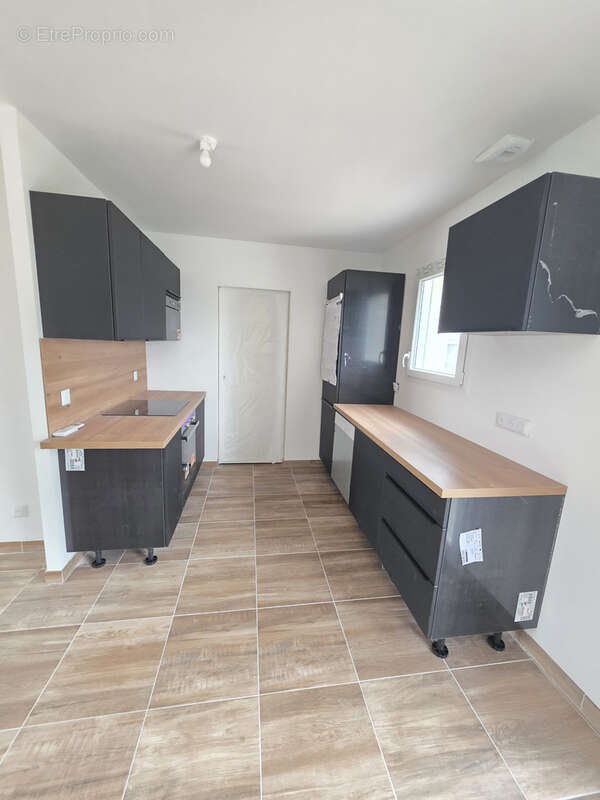 Maison à CHENEVIERES