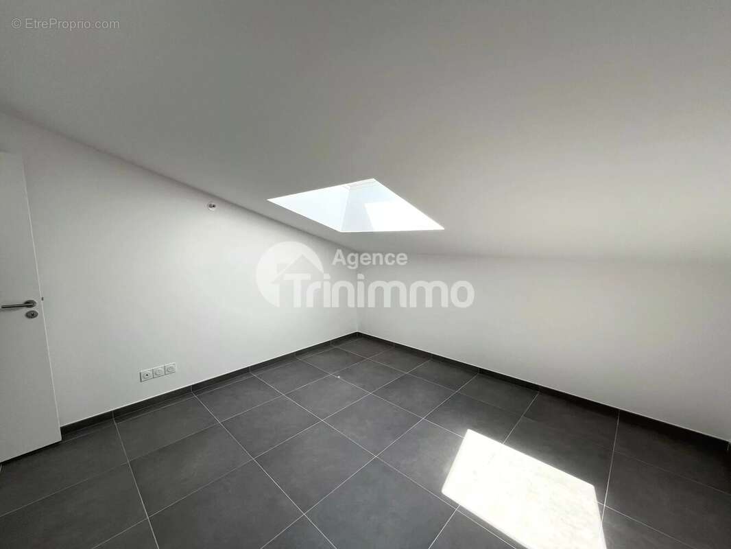 Appartement à SAINT-ANDRE-DE-LA-ROCHE