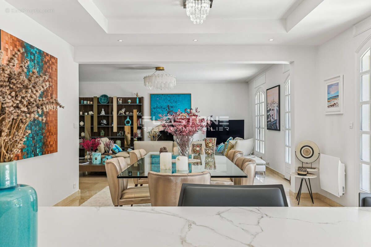 Maison à LE PERREUX-SUR-MARNE