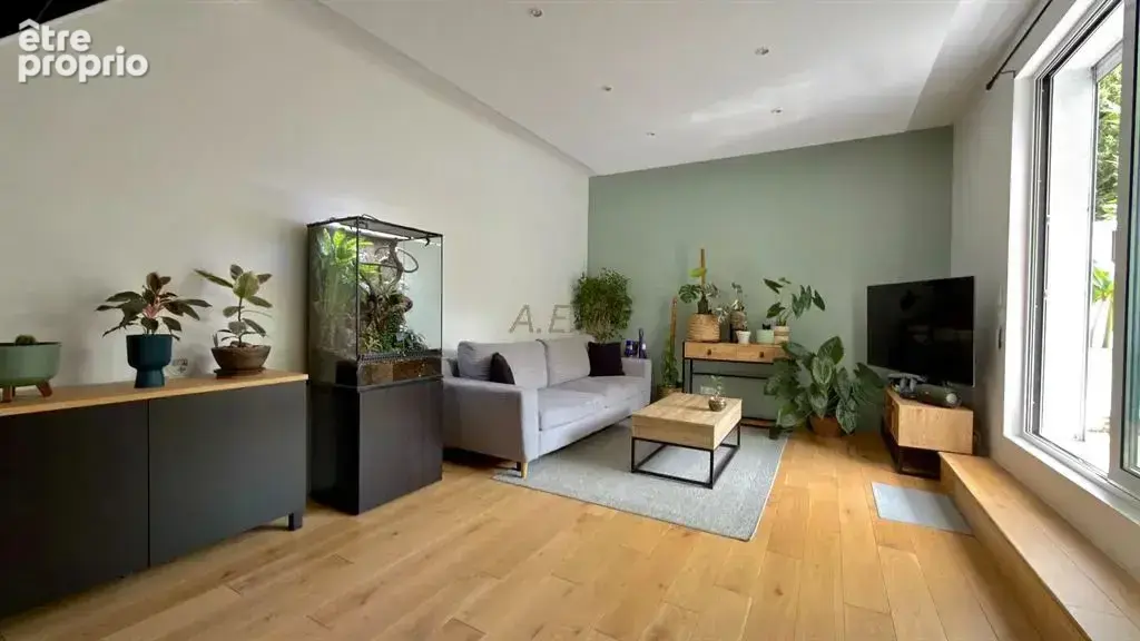EXCLUSIF – Maison de ville avec terrasse au cœur du quartier BAC - photo 3