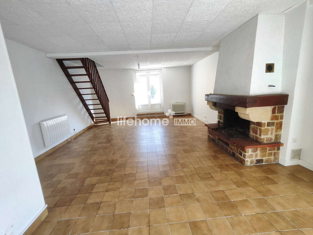 Maison 93 m² à Chateauroux  - photo 4
