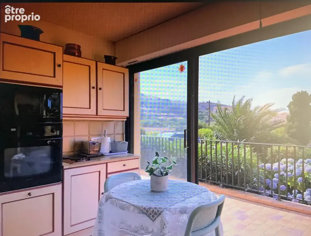 Appartement à L'ILE-ROUSSE