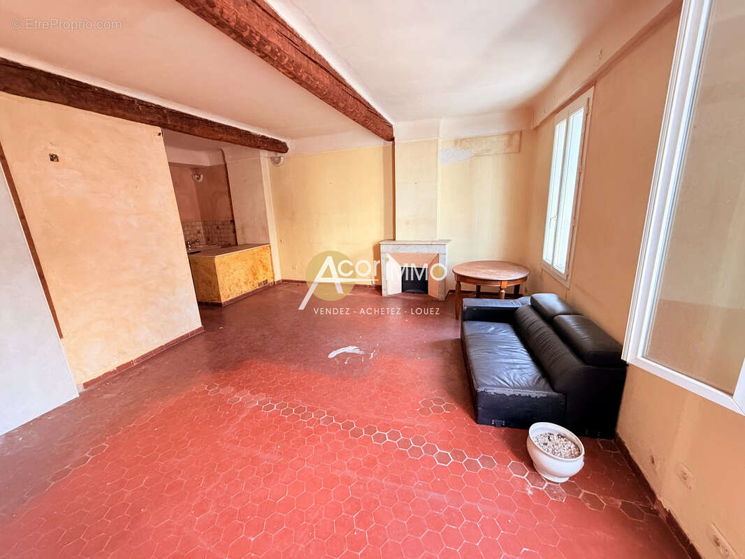 Appartement à OLLIOULES