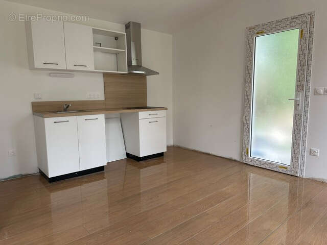 Appartement à DREMIL-LAFAGE