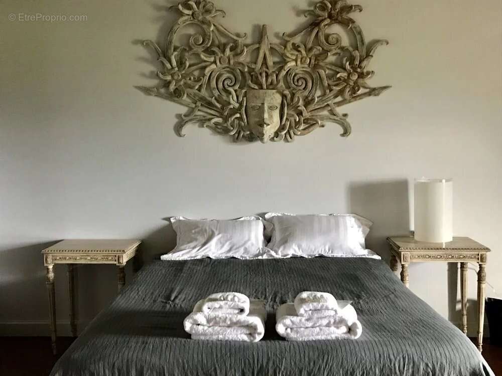 Magnifique château, niché dans un village médiéval - photo 11