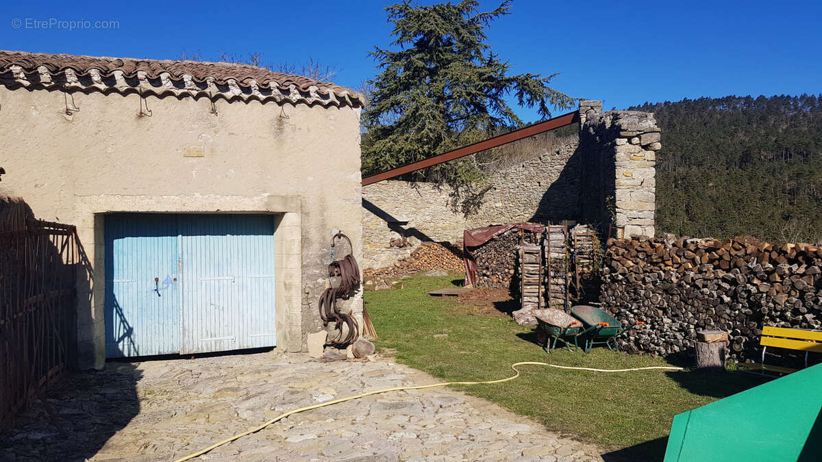 Maison à CLERMONT-SUR-LAUQUET