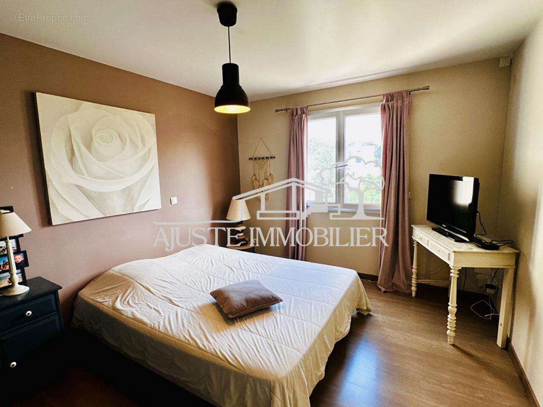 Commerce à MARIGNANE