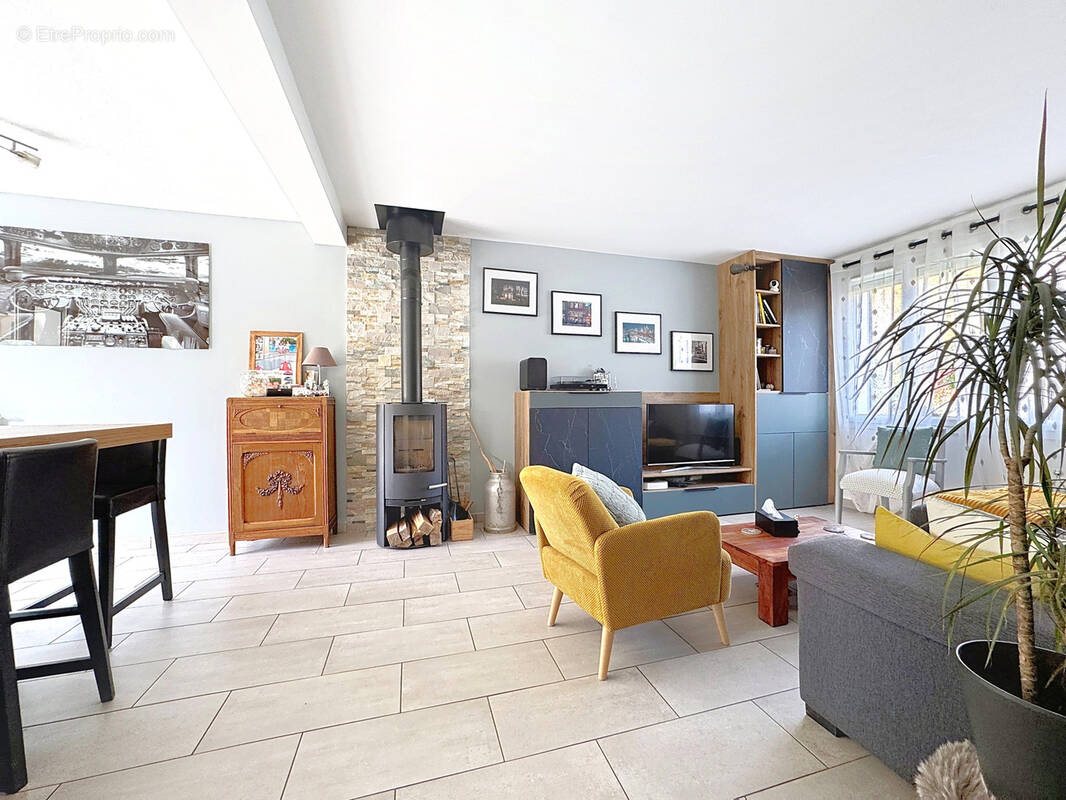 Maison à FRANQUEVILLE-SAINT-PIERRE