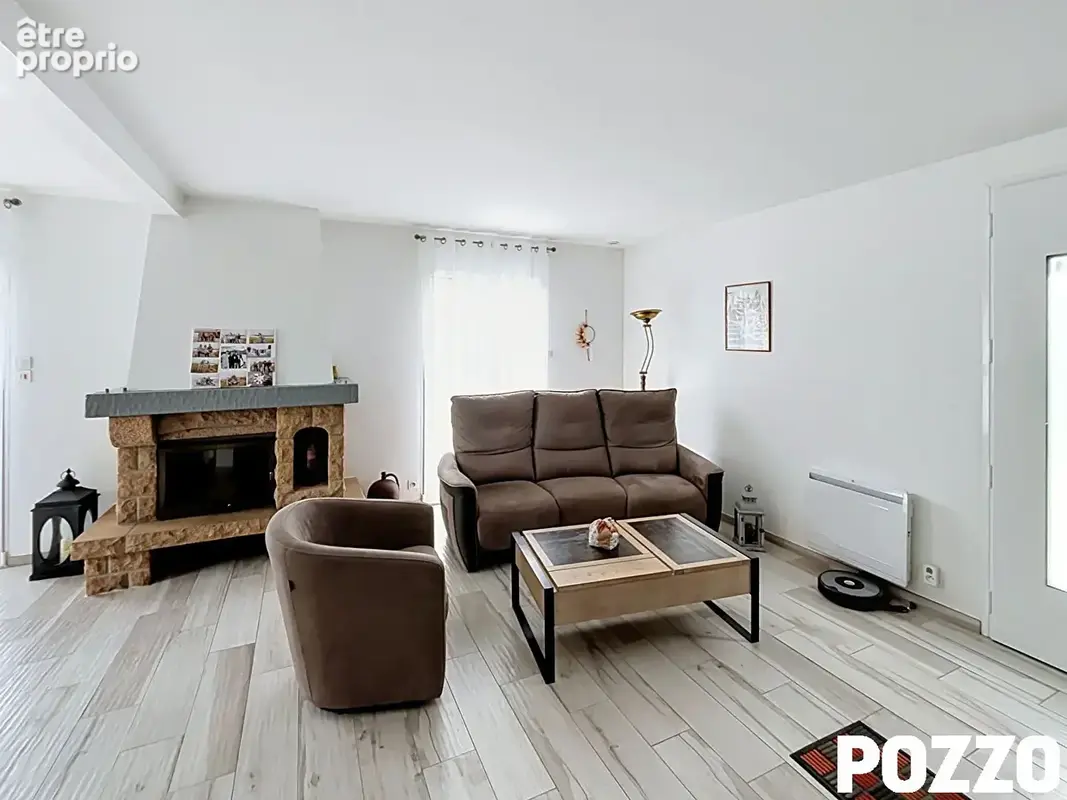 A VENDRE Maison rénovée Saint Hilaire Du Harcouet 5 pièce(s) 118 m2 - photo 8