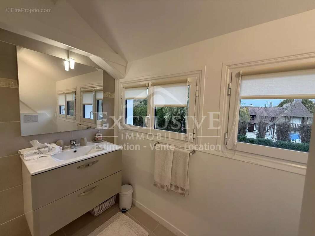 Maison à TOURGEVILLE