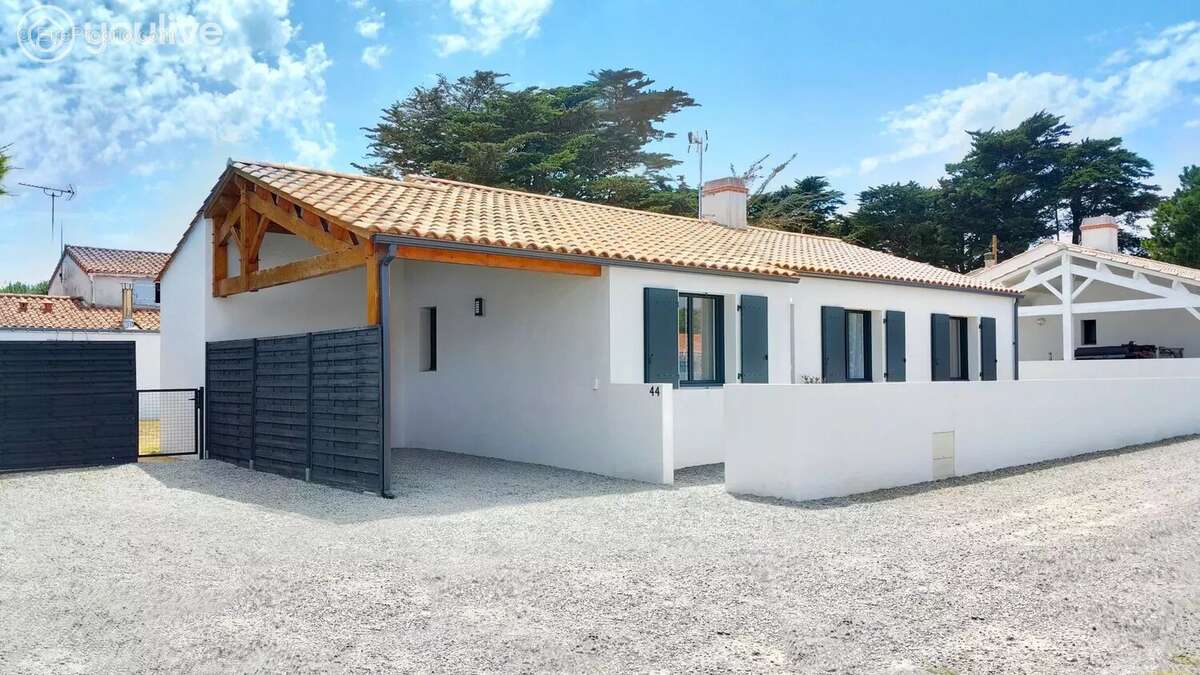 À 7 minutes à pied de la plage – Maison contemporaine 2022 – DPE A – Barbâtre (Île de Noirmoutier) - photo 4