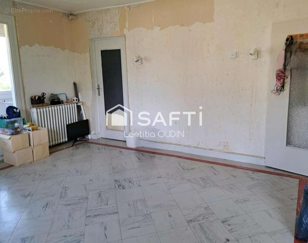 Photo 3 - Maison à MARIGNY-LE-CHATEL