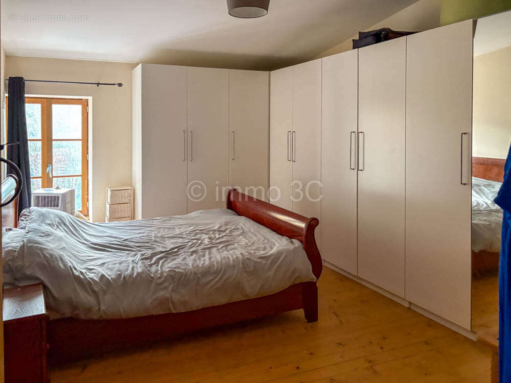 Maison à SAUZE-VAUSSAIS