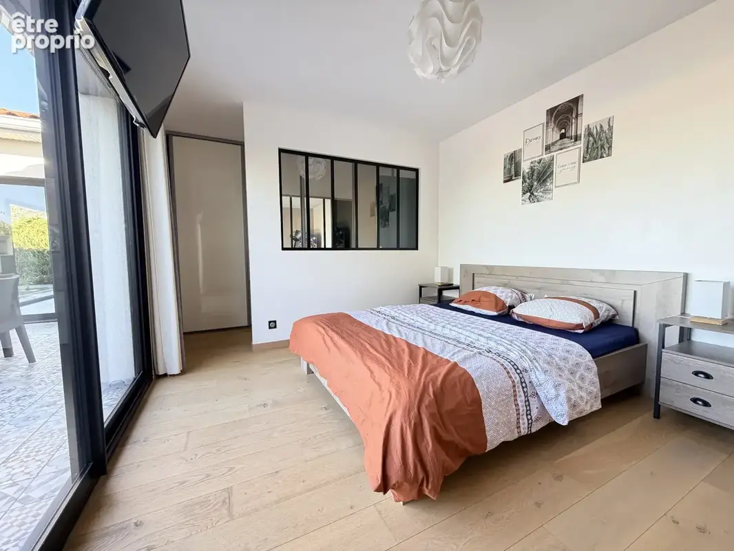 Maison 130 m² à Sardon  - photo 7