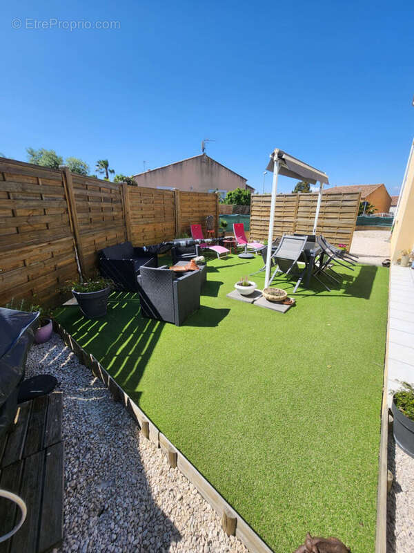 Maison à NISSAN-LEZ-ENSERUNE