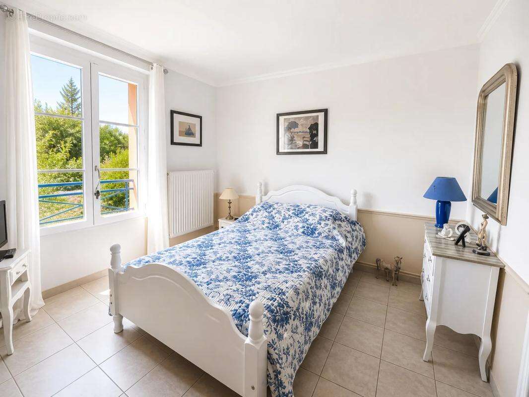 Maison de 166 m² avec grand atelier de 180 m² à côté d'Epernon - photo 9