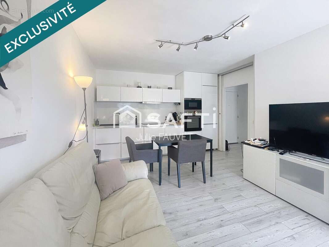 Photo 3 - Appartement à MANDELIEU-LA-NAPOULE