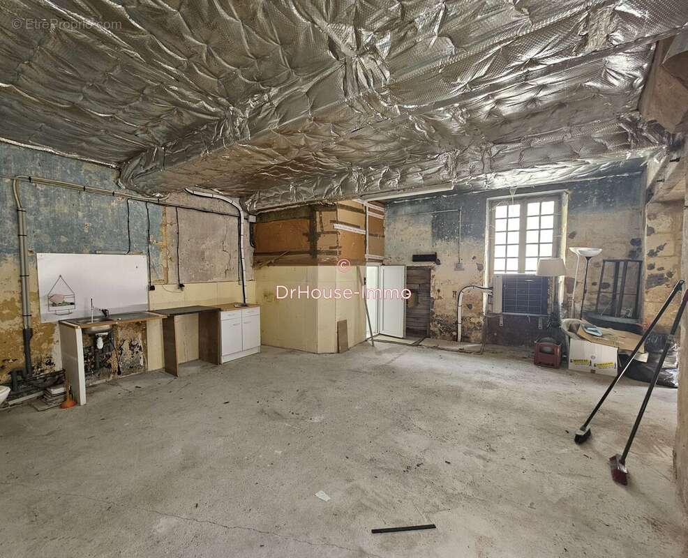 Appartement 61 m² à Blaye  - photo 17