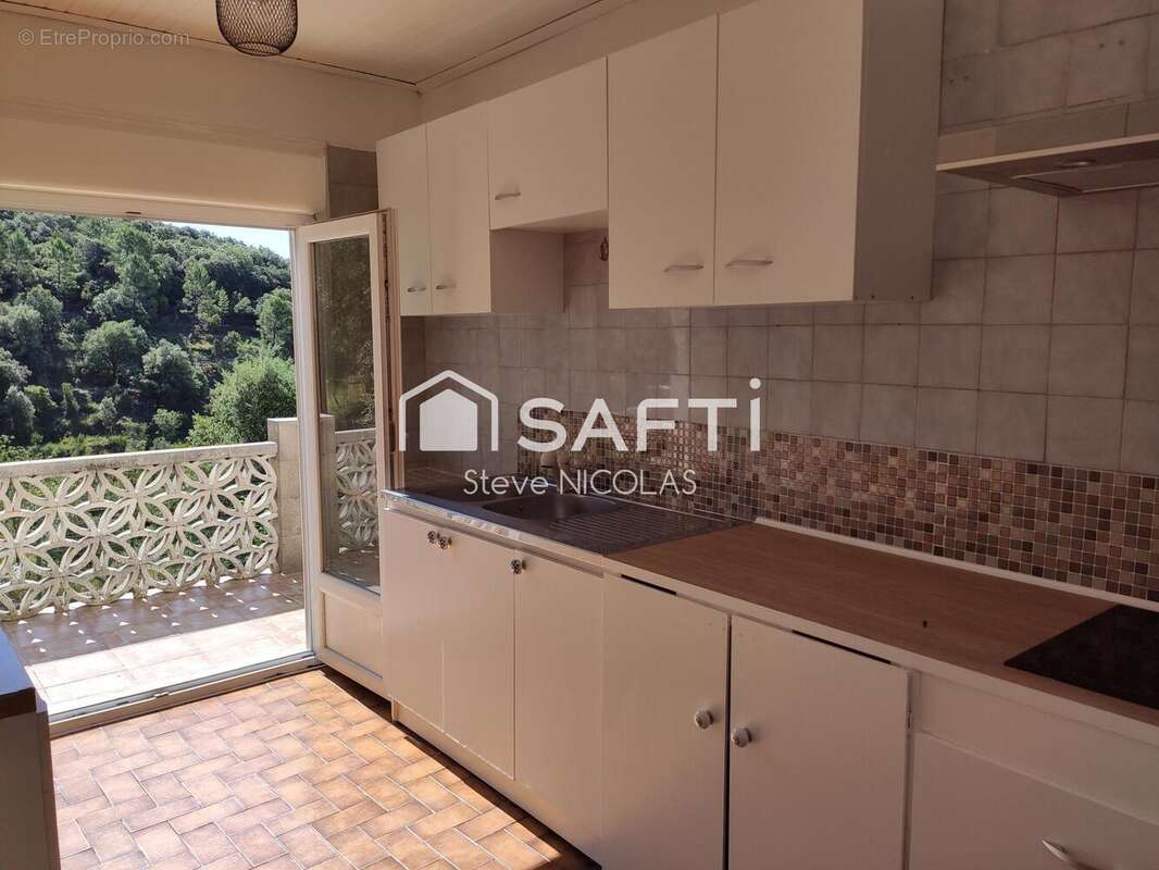 Photo 4 - Appartement à SAINT-FLORENT-SUR-AUZONNET