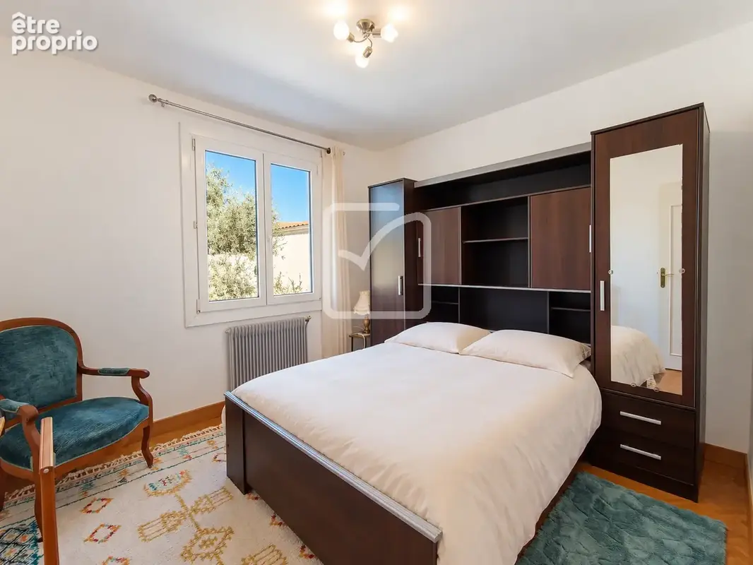 Maison de plain-pied avec 4 chambres, piscine, garage et jardin à Villeneuve-sur-Lot - photo 10