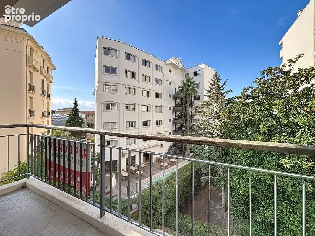Square carnot studio etage eleve balcon - photo 3