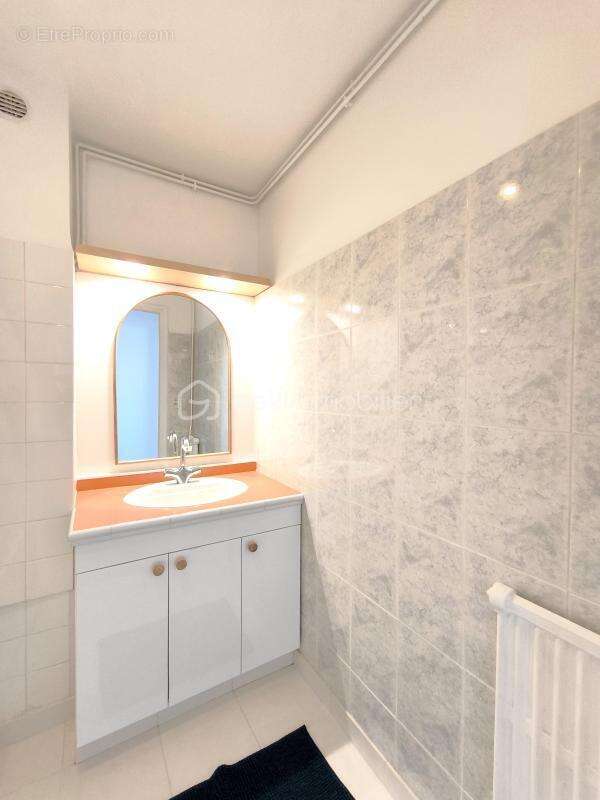 Appartement 63m² - 3 chambres - balcon - cave - Hyper centre Vannes - photo 18