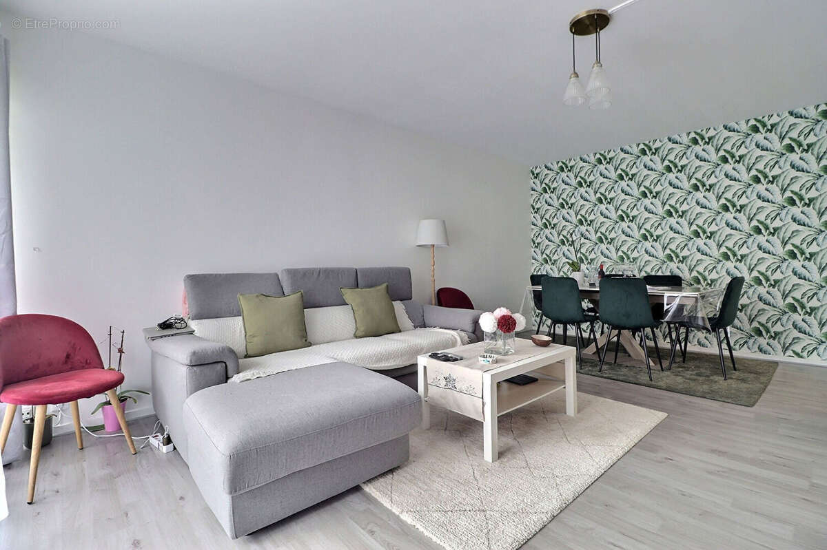 Appartement à AUBERVILLIERS