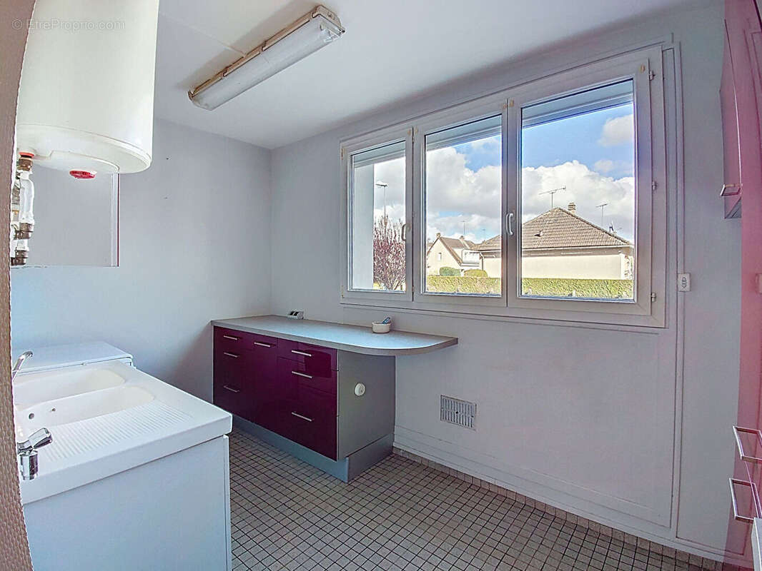 Appartement à MAINVILLIERS