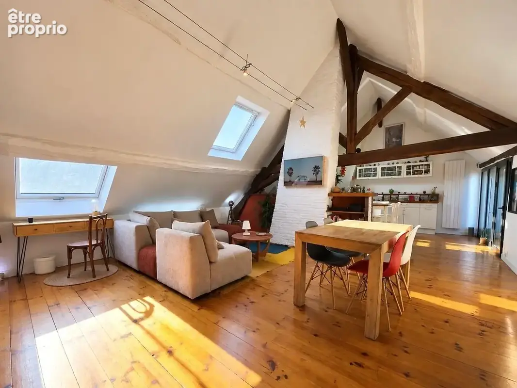 Tres bel appartement atypique - 70.15m2 / 100m2 au sol - jardin de 250m2 - le charme de l’ancien. - photo 2