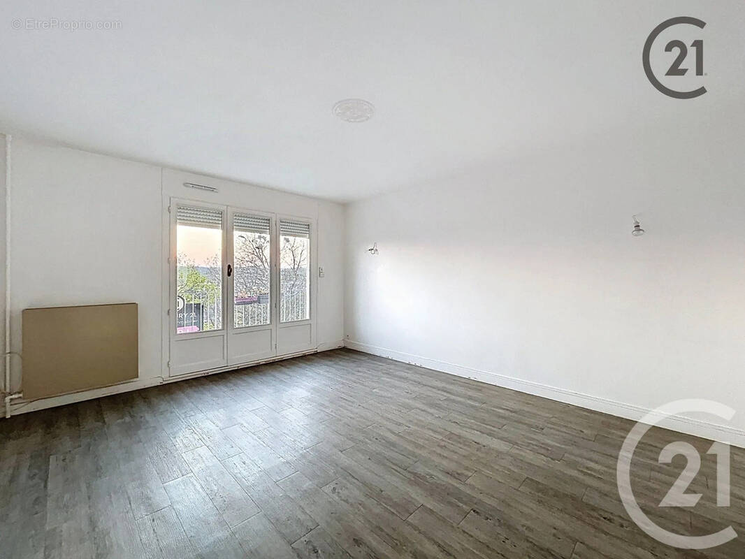 Appartement à MONTEREAU-FAULT-YONNE