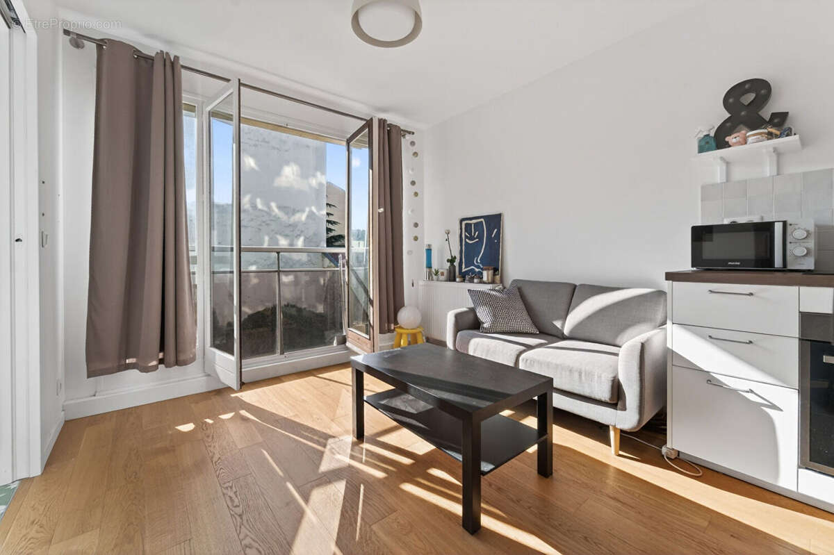 Appartement à PARIS-11E