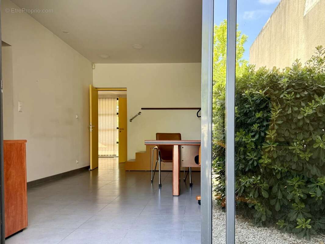 CABINET PROFESSIONNEL,  78 m2, Plain-pied, 3 places de stationnement, Pessac-Centre - photo 12
