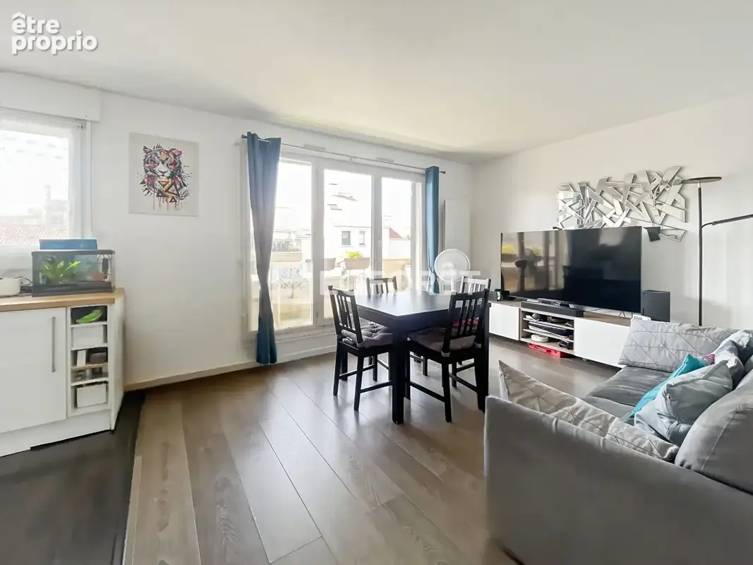 Appartement 3/4 pièces de 68,81 m² - Hyper centre de Maisons-Alfort - photo 2