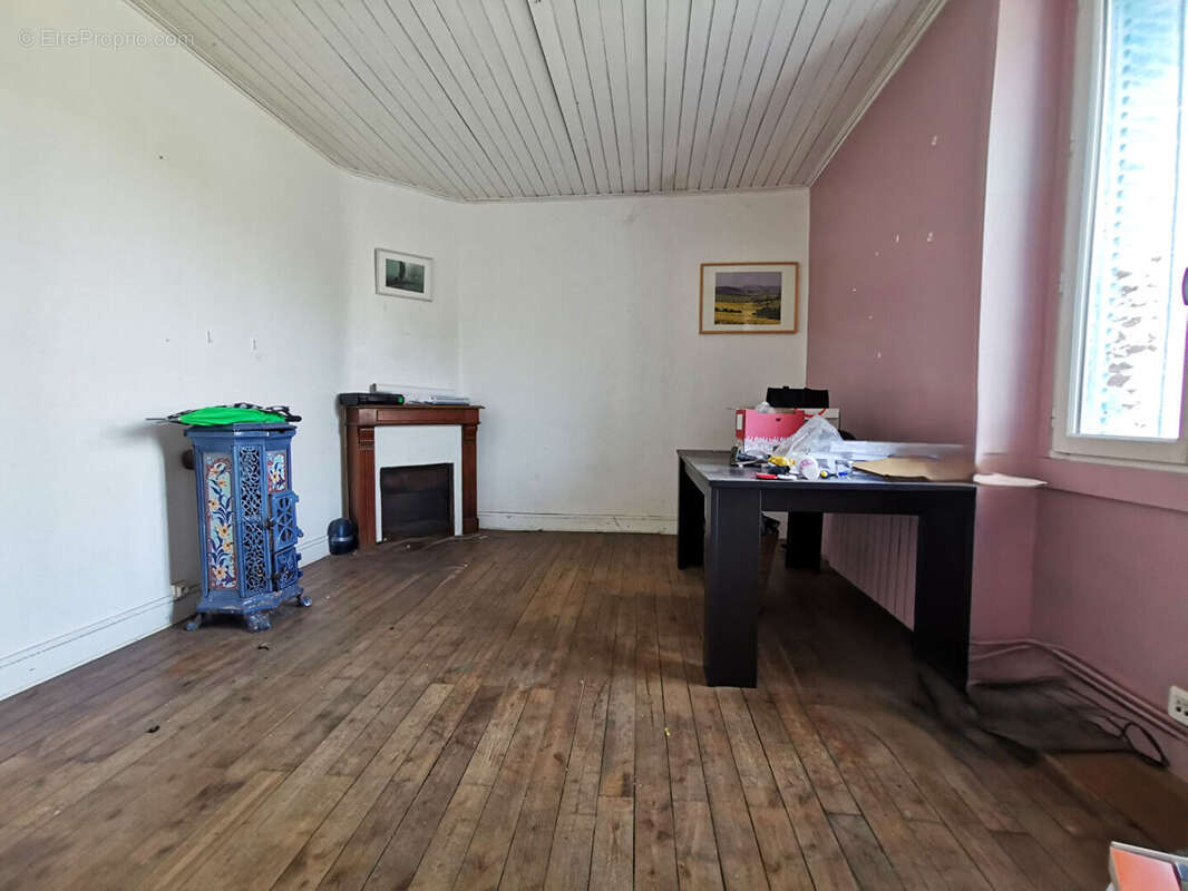 Maison à LA MONTAGNE