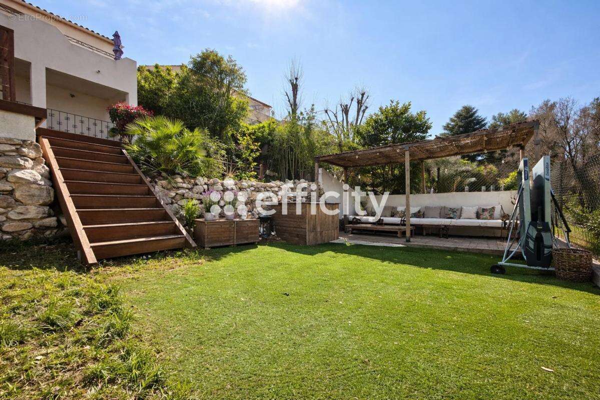 Maison à SAINT-GELY-DU-FESC