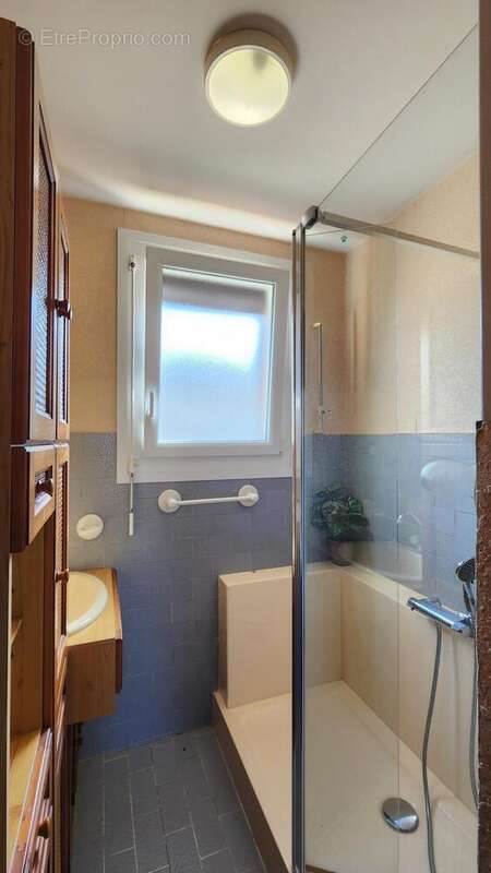 Photo 5 - Maison à GENELARD