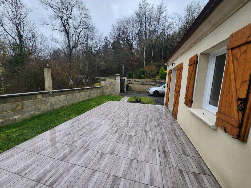 Maison à BETHISY-SAINT-MARTIN