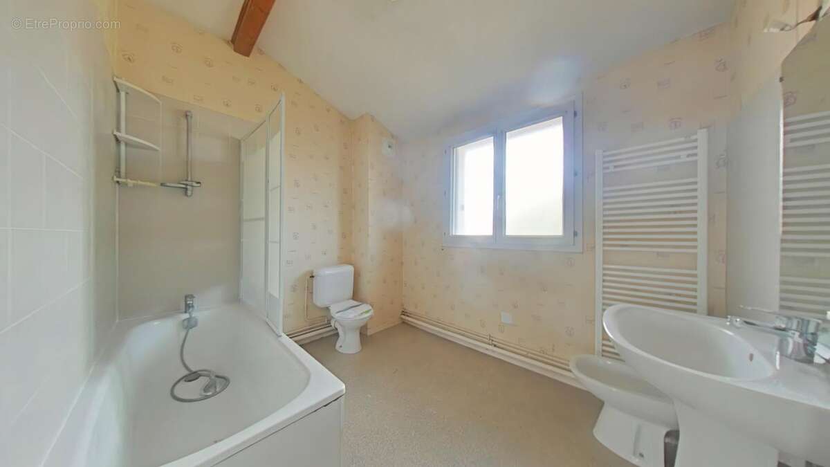 Maison 81 m² à Villeneuve-Tolosane  - photo 6