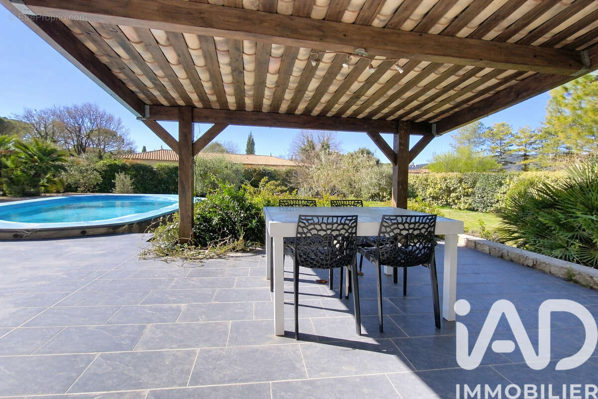 Photo 4 - Maison à BAGNOLS-EN-FORET