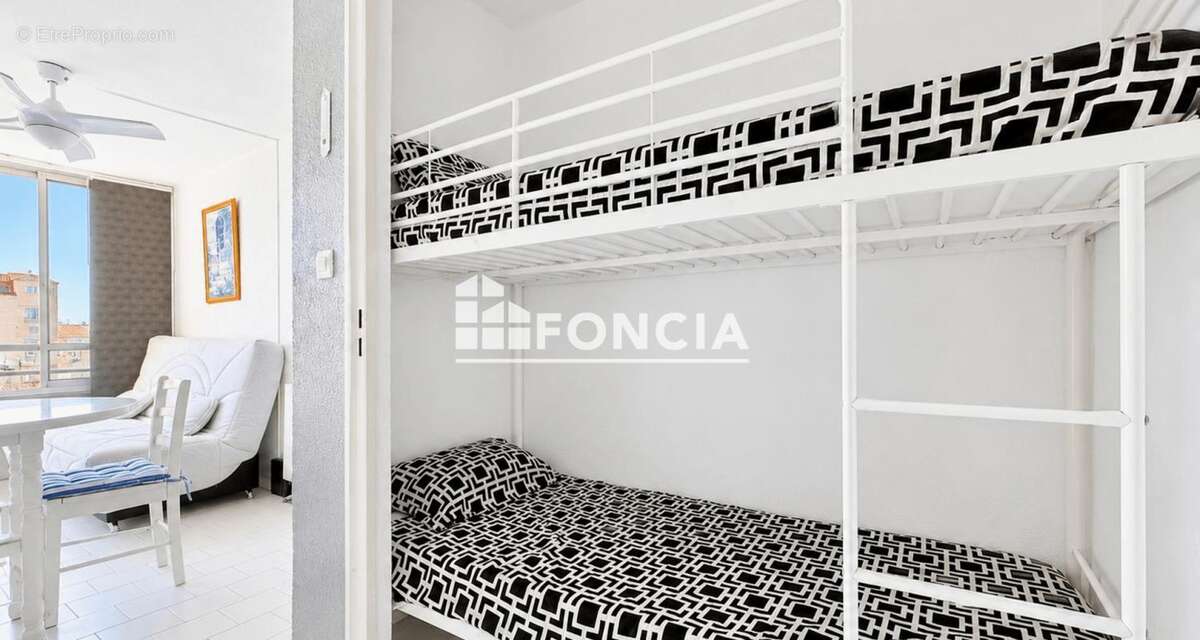 T2 cabine avec parking à 150 m de la plage de la Grande Conque - photo 7