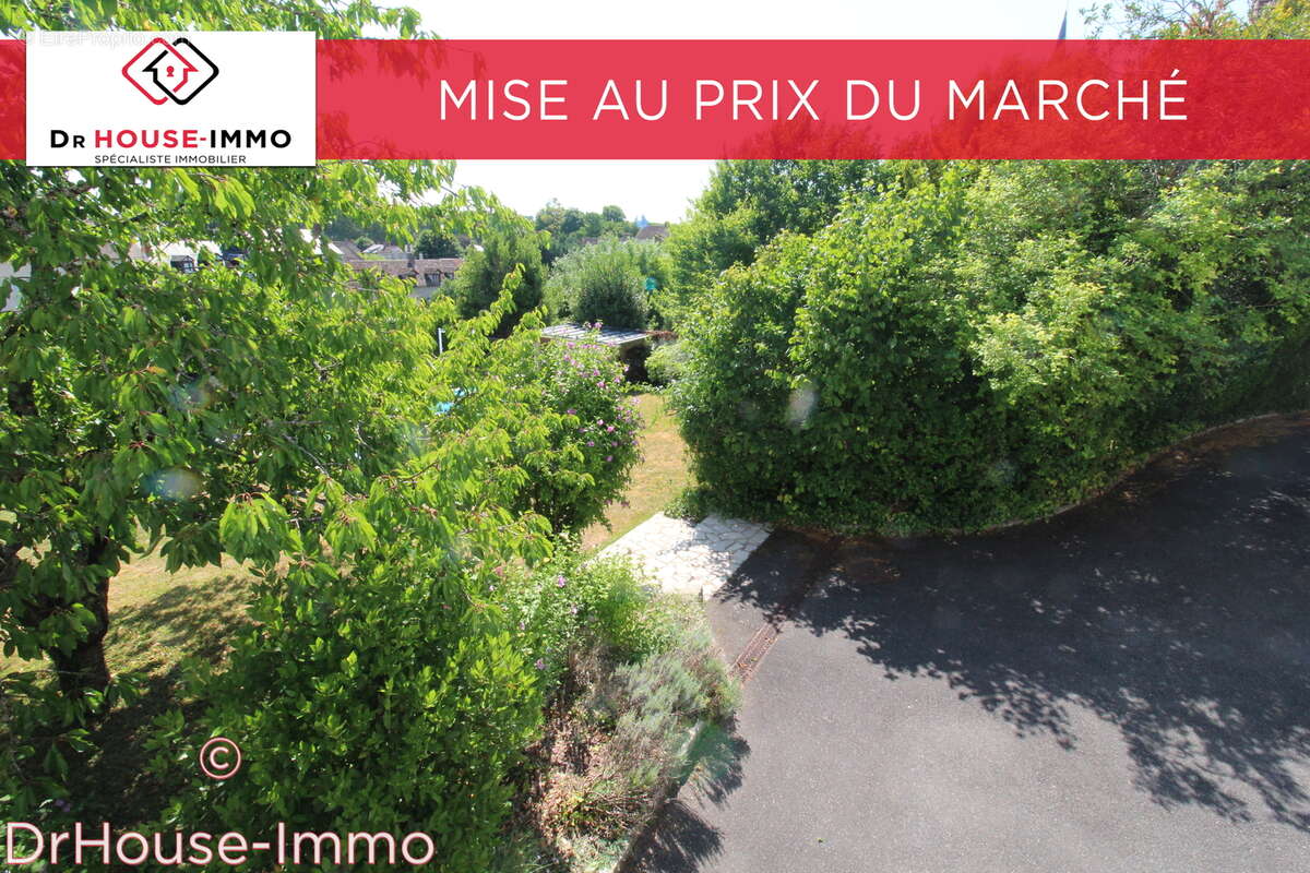 Maison à SAINT-PIERRE-LES-NEMOURS