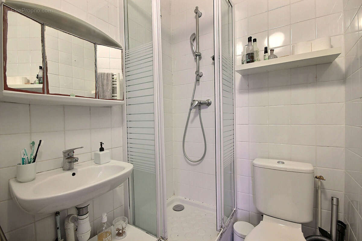 Appartement à PARIS-20E