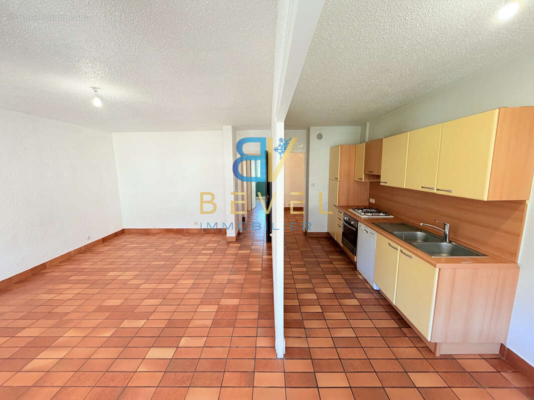 Appartement à SAINT-JEAN-DE-MAURIENNE