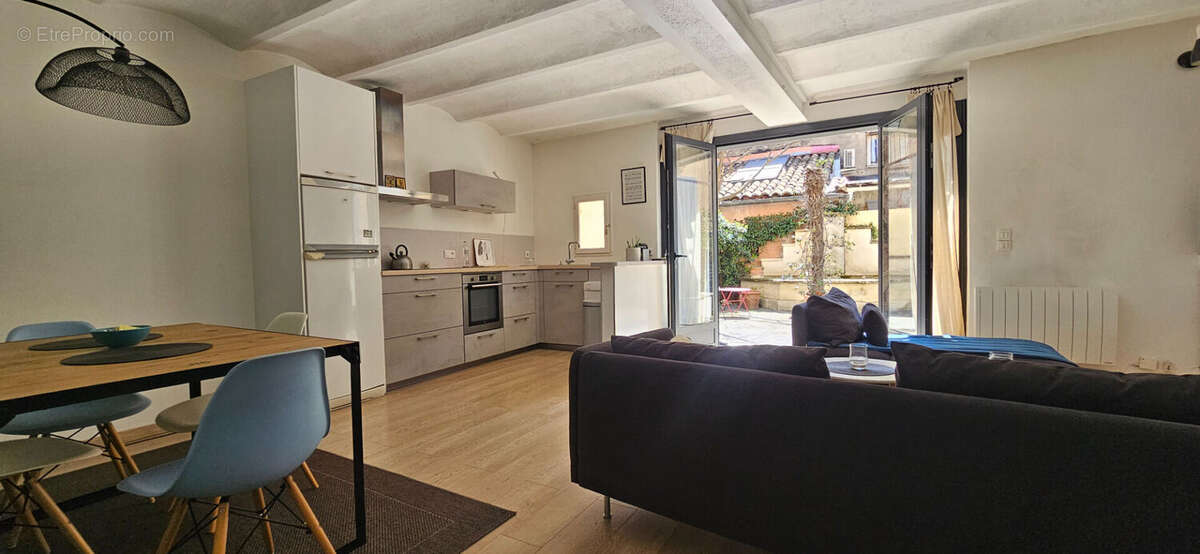 Maison à EGUILLES