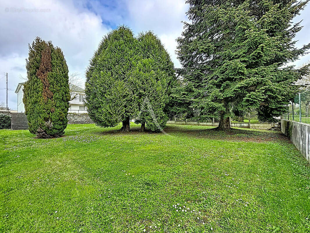 Maison à CHATEAU-GONTIER
