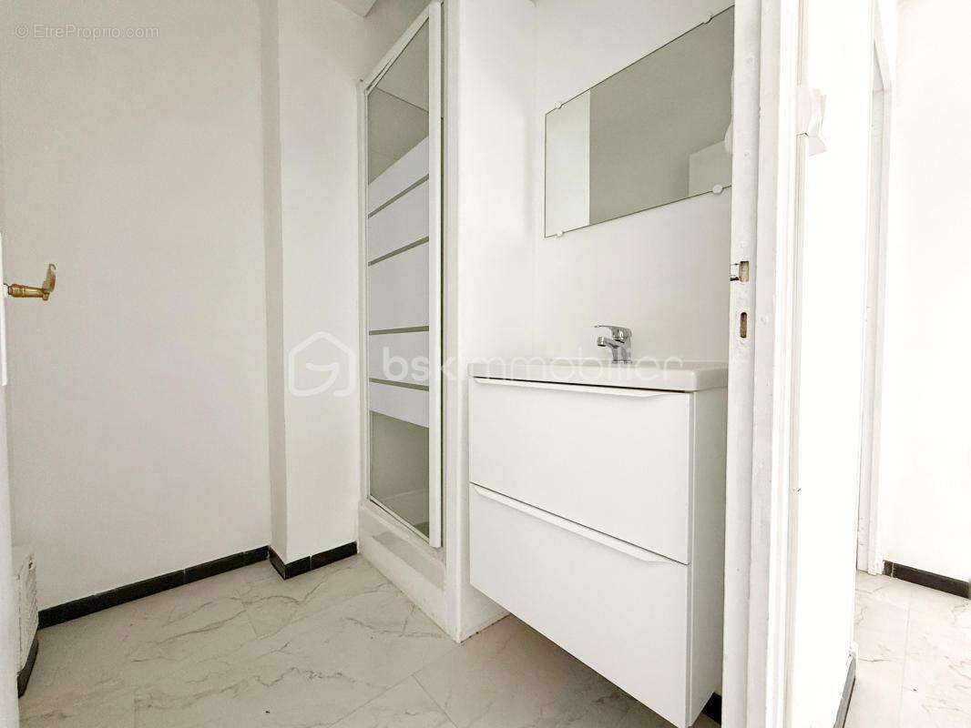 Béziers – carré d’hort – appartement t3 de 54 m² – parking – cave – loggia - photo 4